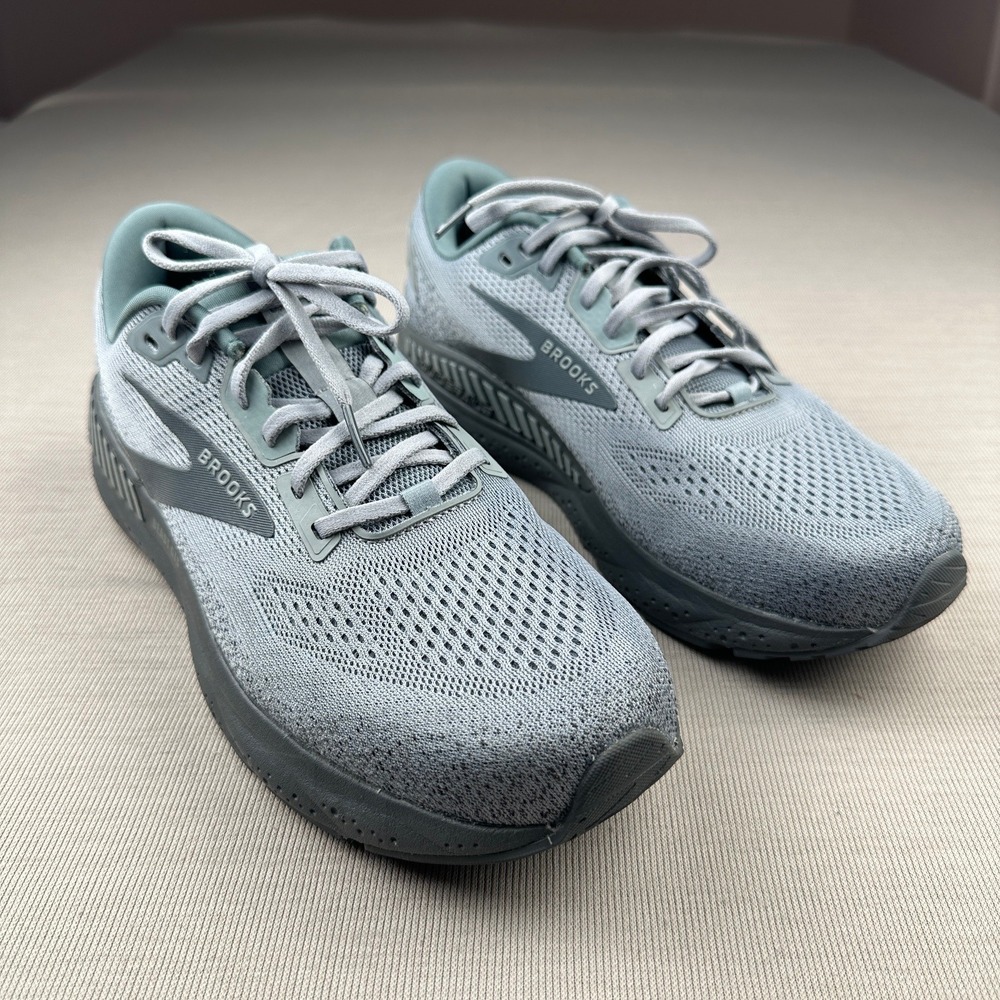 Brooks Beast GTS 24 Mens Running Shoes Grey Blue 1104251D069 Size 10.5 D